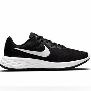 Nike Women’s Revolution 6 Next Nature Road Running Shoes / Black/White / Size 9